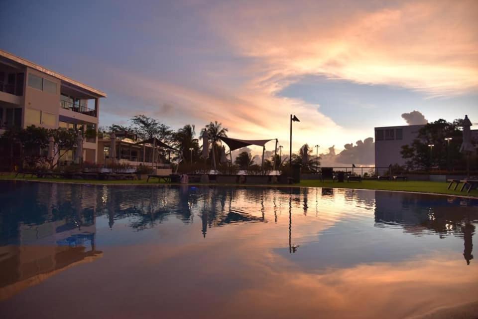 Karon Butterfly Kata Hill Condo By The Sea Ban Karon Экстерьер фото