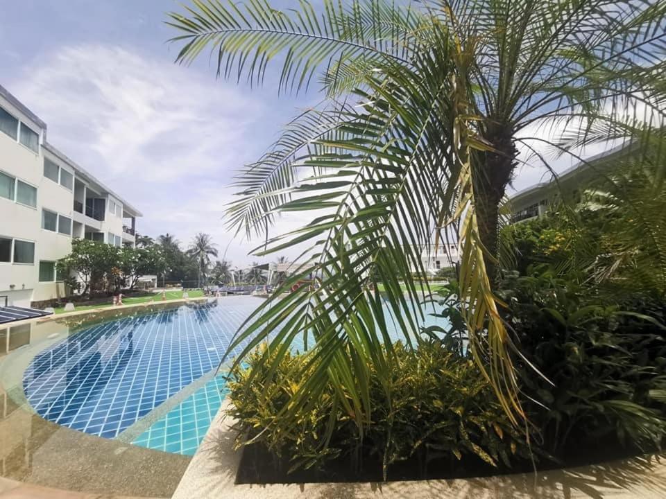 Karon Butterfly Kata Hill Condo By The Sea Ban Karon Экстерьер фото